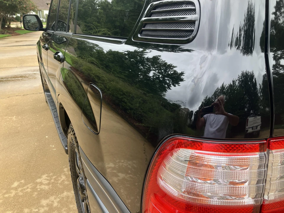 2005 Lexus LX 2nd Gen - Image 31 of 31
