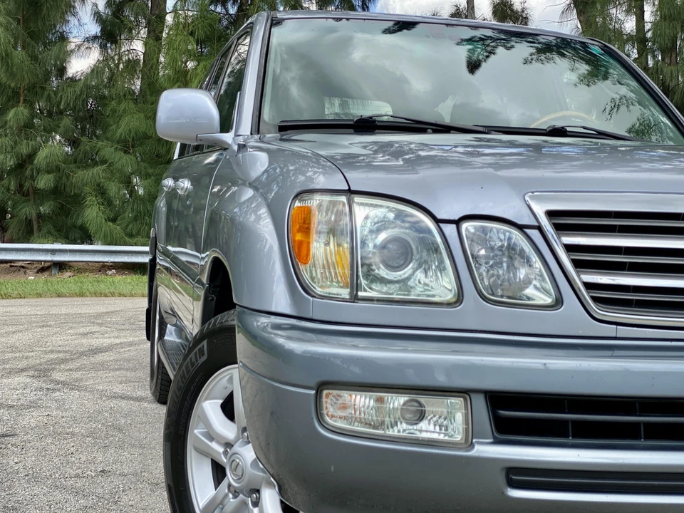 2005 Lexus LX 2nd Gen - Image 31 of 31