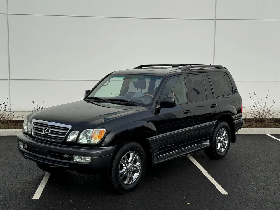 2005 Lexus LX 2nd Gen - Image 6 of 31