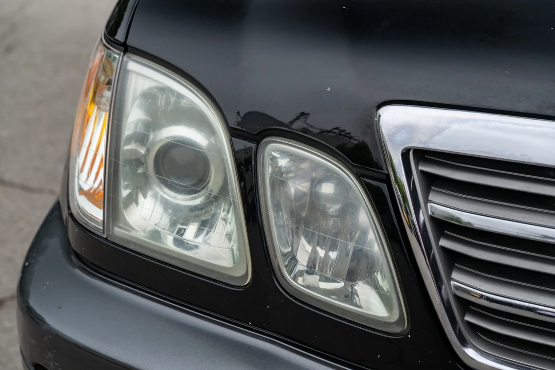 2005 Lexus LX 2nd Gen - Image 13 of 31