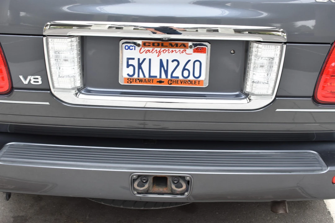 2005 Lexus LX 2nd Gen - Image 16 of 31