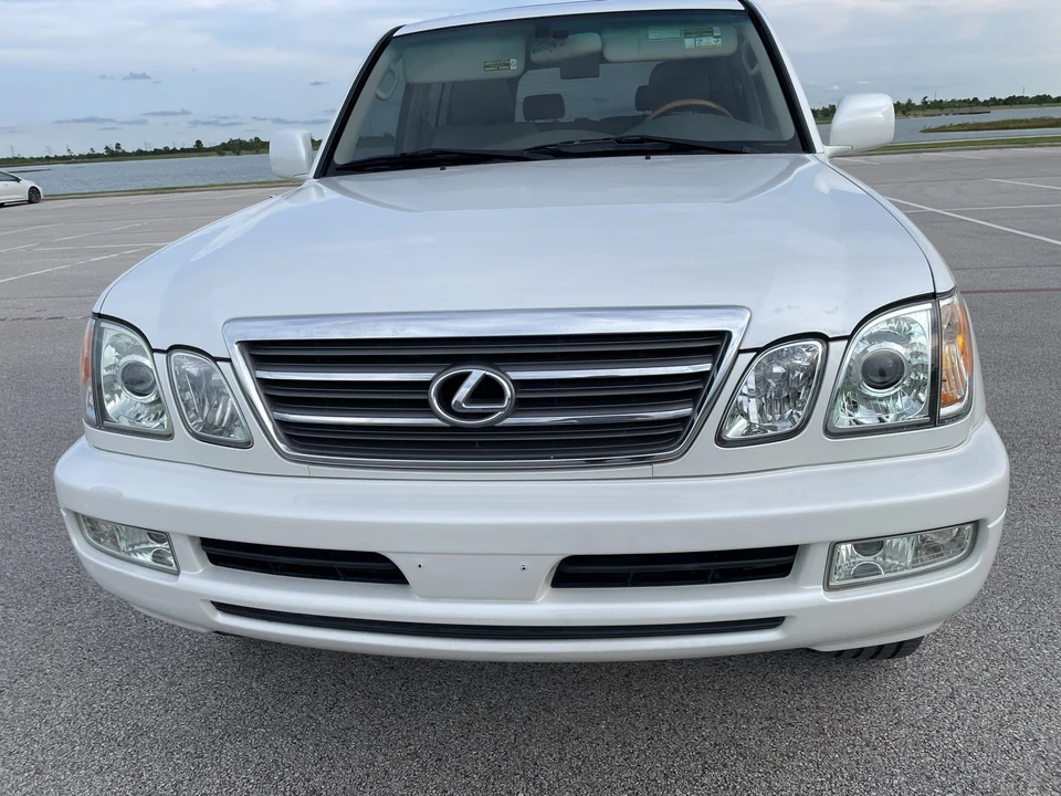 2005 Lexus LX 2nd Gen - Image 30 of 31