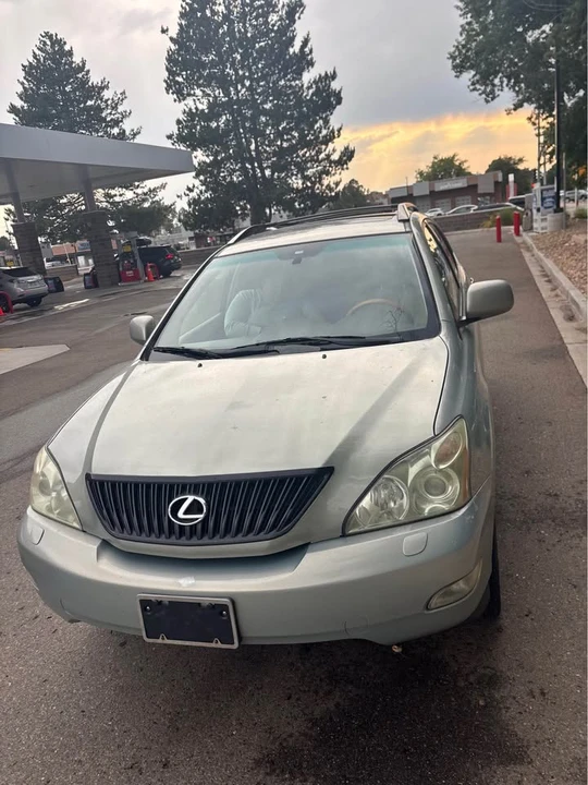 2005 Lexus RX 2nd Gen - Image 2 of 6