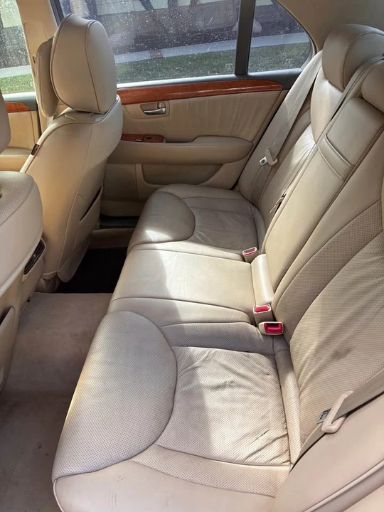 2005 Lexus LS 3rd Gen - Image 7 of 7