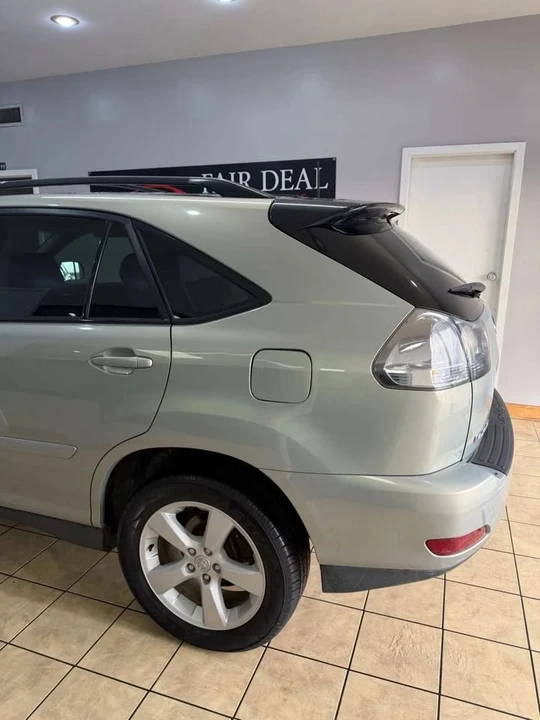 2005 Lexus RX 2nd Gen - Image 12 of 20
