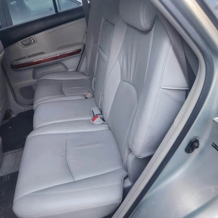 2005 Lexus RX 2nd Gen - Image 10 of 13