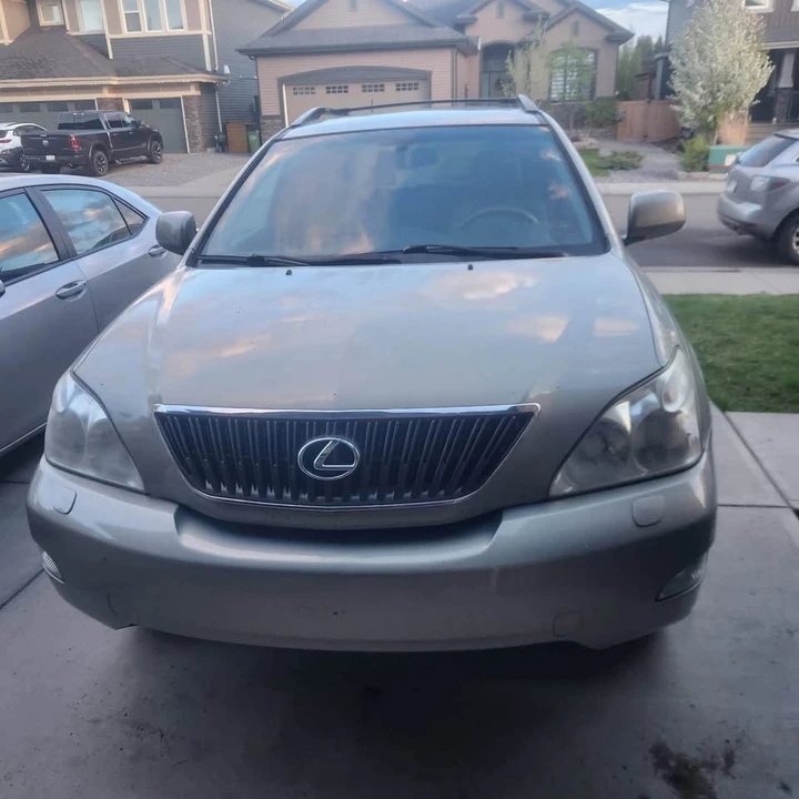 2005 Lexus RX 2nd Gen - Image 2 of 13