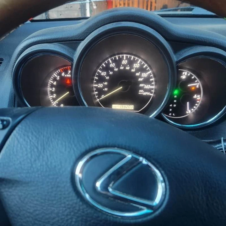 2005 Lexus RX 2nd Gen - Image 13 of 13