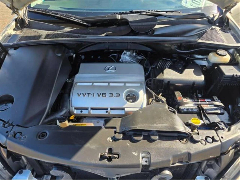 2005 Lexus RX 2nd Gen - Image 3 of 24