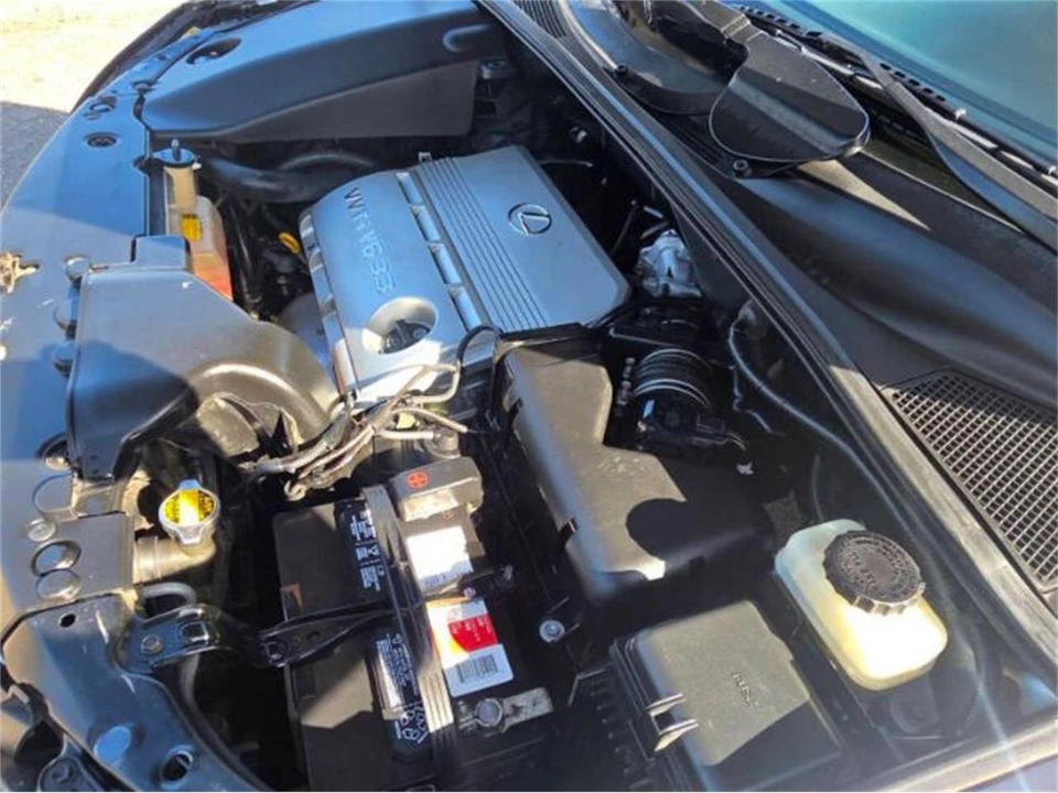 2005 Lexus RX 2nd Gen - Image 2 of 24