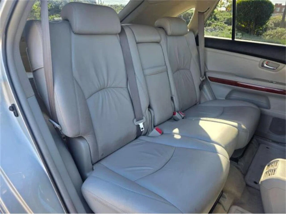 2005 Lexus RX 2nd Gen - Image 7 of 24