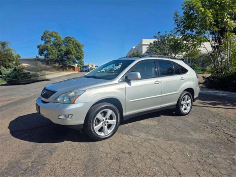 2005 Lexus RX 2nd Gen - Image 21 of 24