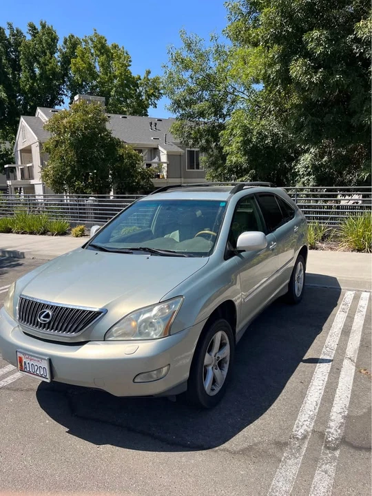 2005 Lexus RX 2nd Gen - Image 10 of 10