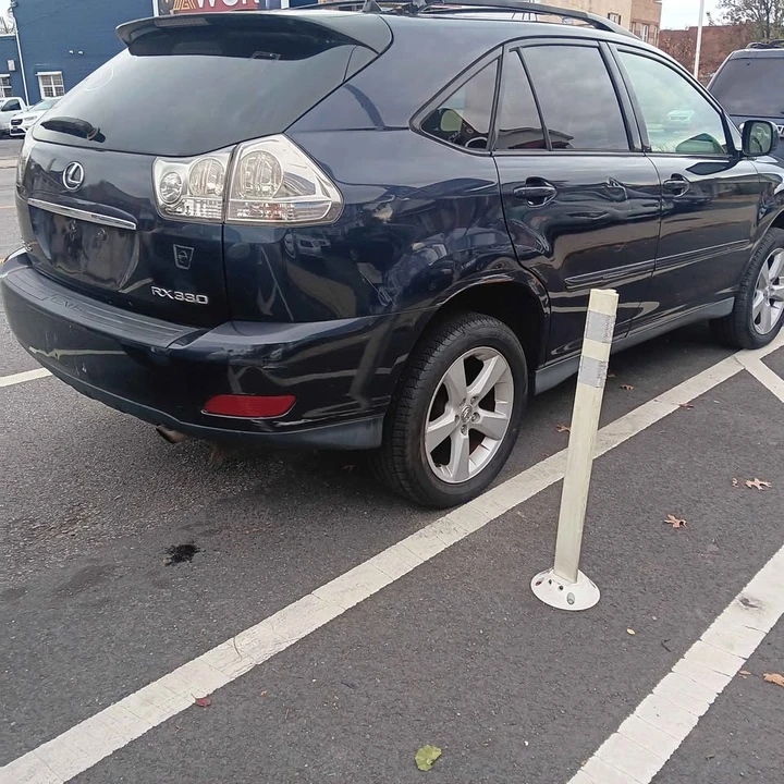 2005 Lexus RX 2nd Gen - Image 10 of 15