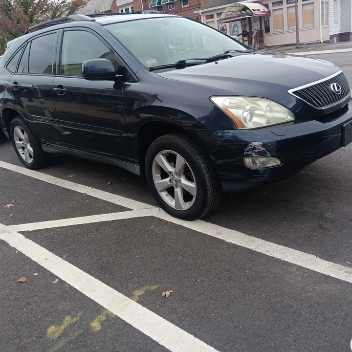 2005 Lexus RX 2nd Gen - Image 8 of 15