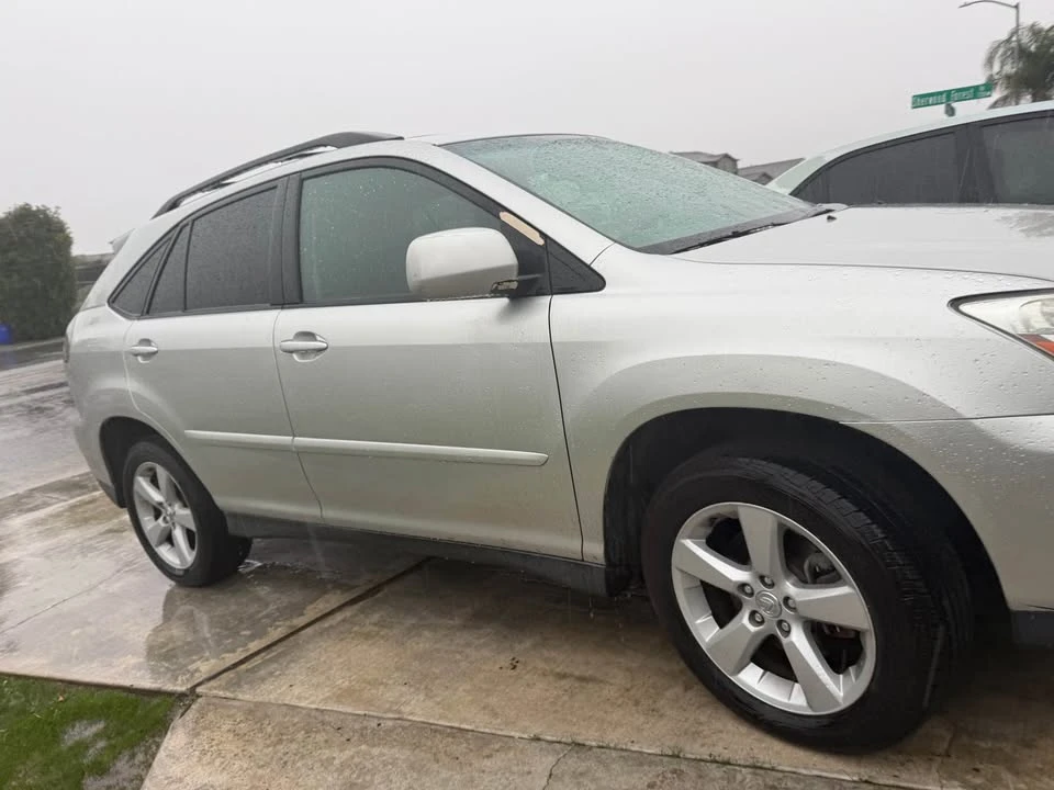 2005 Lexus RX 2nd Gen - Image 5 of 5