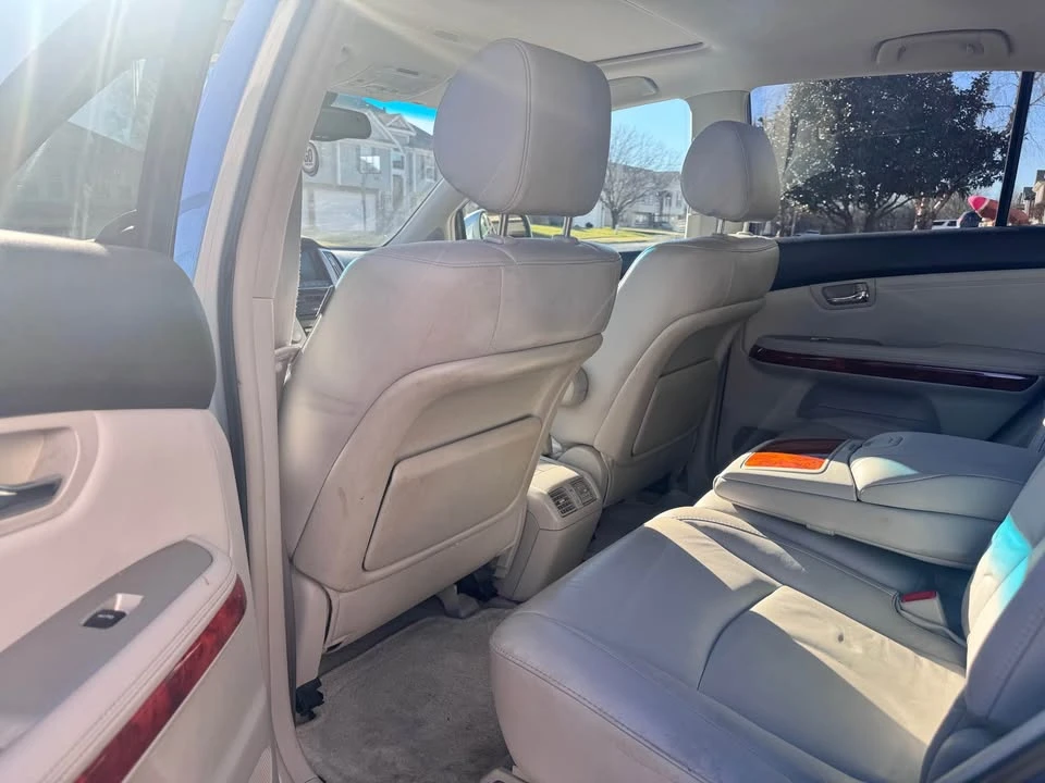 2005 Lexus RX 2nd Gen - Image 11 of 14