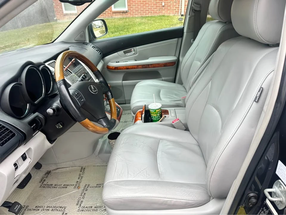 2005 Lexus RX 2nd Gen - Image 4 of 13