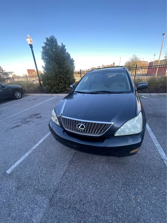 2005 Lexus RX 2nd Gen - Image 5 of 20
