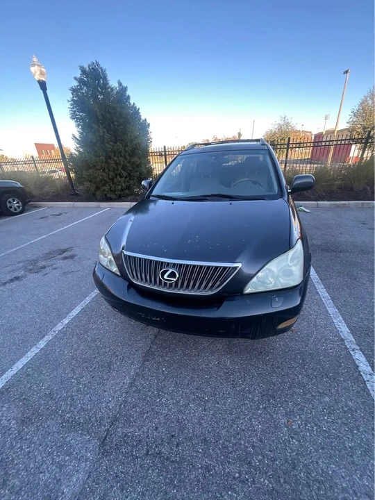 2005 Lexus RX 2nd Gen - Image 13 of 20