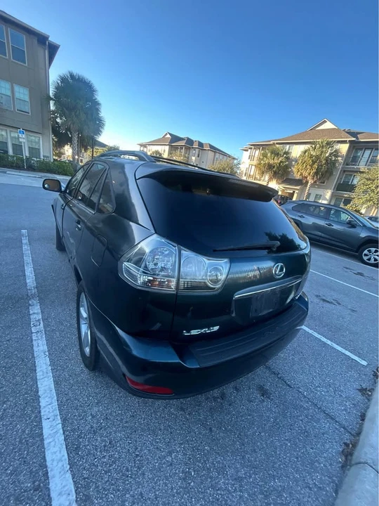 2005 Lexus RX 2nd Gen - Image 7 of 20