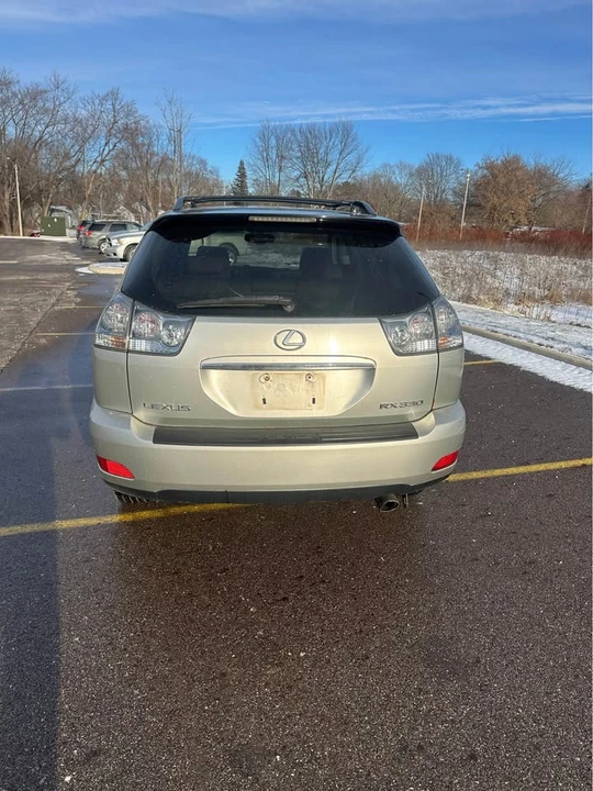 2005 Lexus RX 2nd Gen - Image 6 of 14