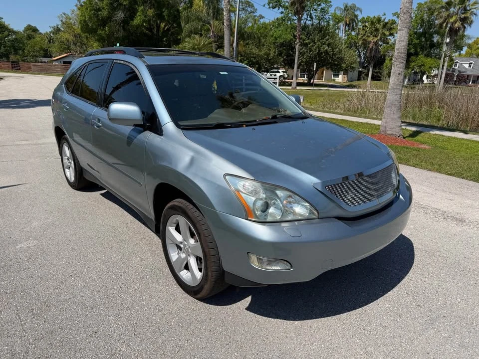2005 Lexus RX 2nd Gen - Image 3 of 19