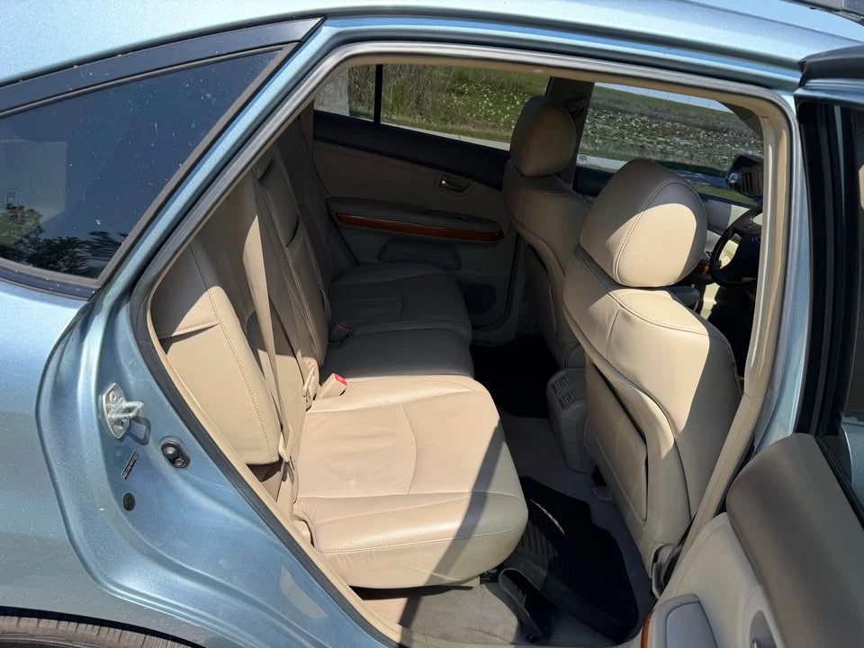2005 Lexus RX 2nd Gen - Image 13 of 19