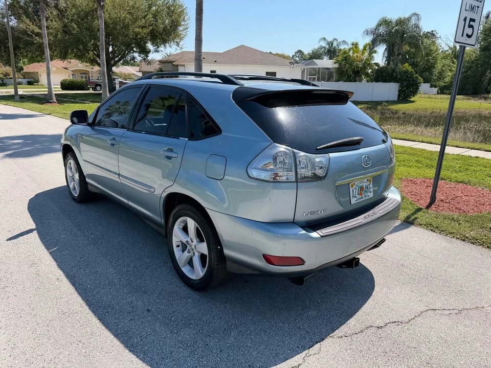 2005 Lexus RX 2nd Gen - Image 5 of 19