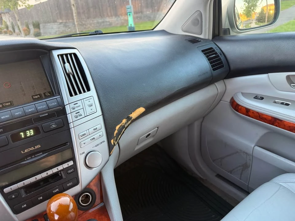 2005 Lexus RX 2nd Gen - Image 8 of 11