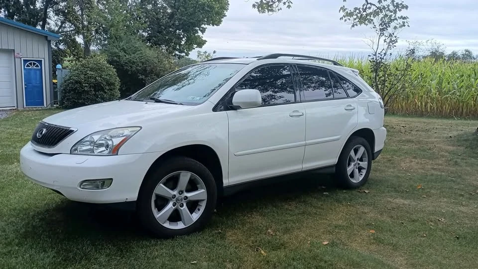 2005 Lexus RX 2nd Gen - Image 4 of 10