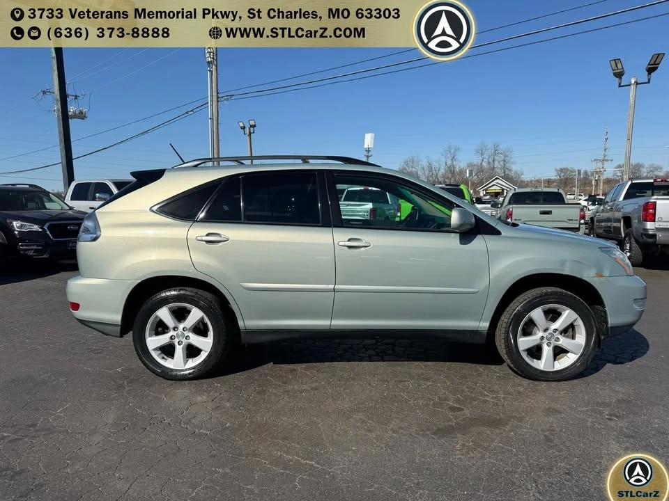 2005 Lexus RX 2nd Gen - Image 2 of 15