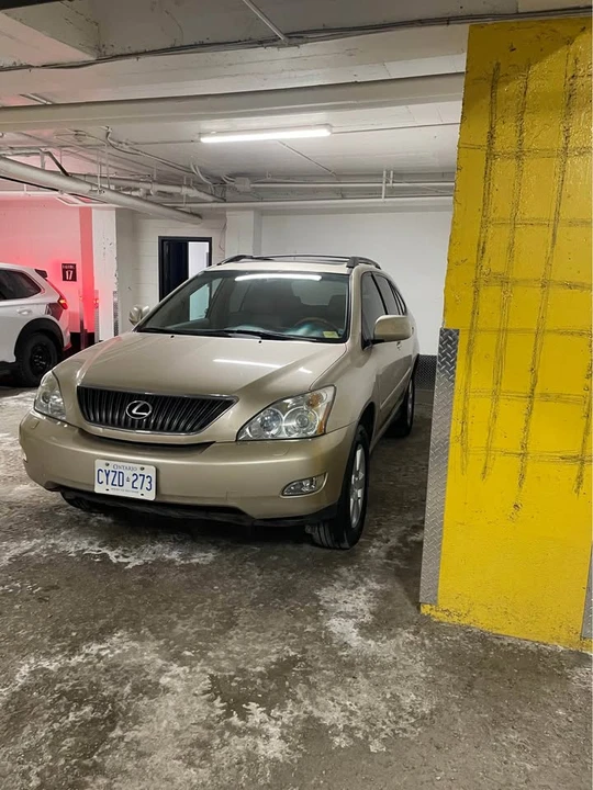 2005 Lexus RX 2nd Gen - Image 9 of 9
