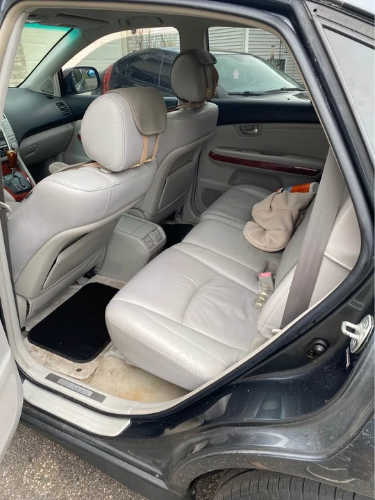 2005 Lexus RX 2nd Gen - Image 6 of 8