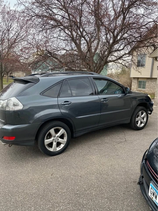 2005 Lexus RX 2nd Gen - Image 4 of 8