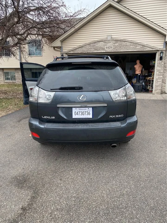 2005 Lexus RX 2nd Gen - Image 3 of 8