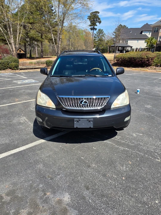 2005 Lexus RX 2nd Gen - Image 2 of 18