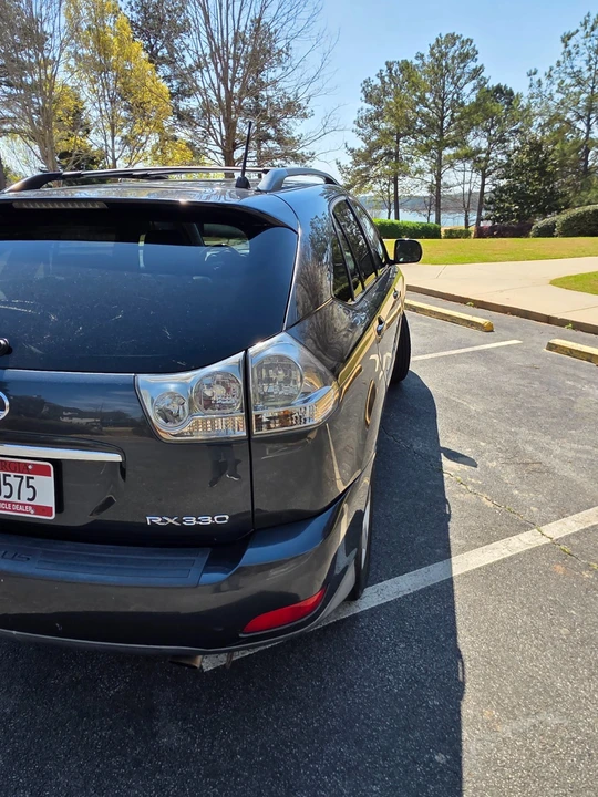 2005 Lexus RX 2nd Gen - Image 5 of 18