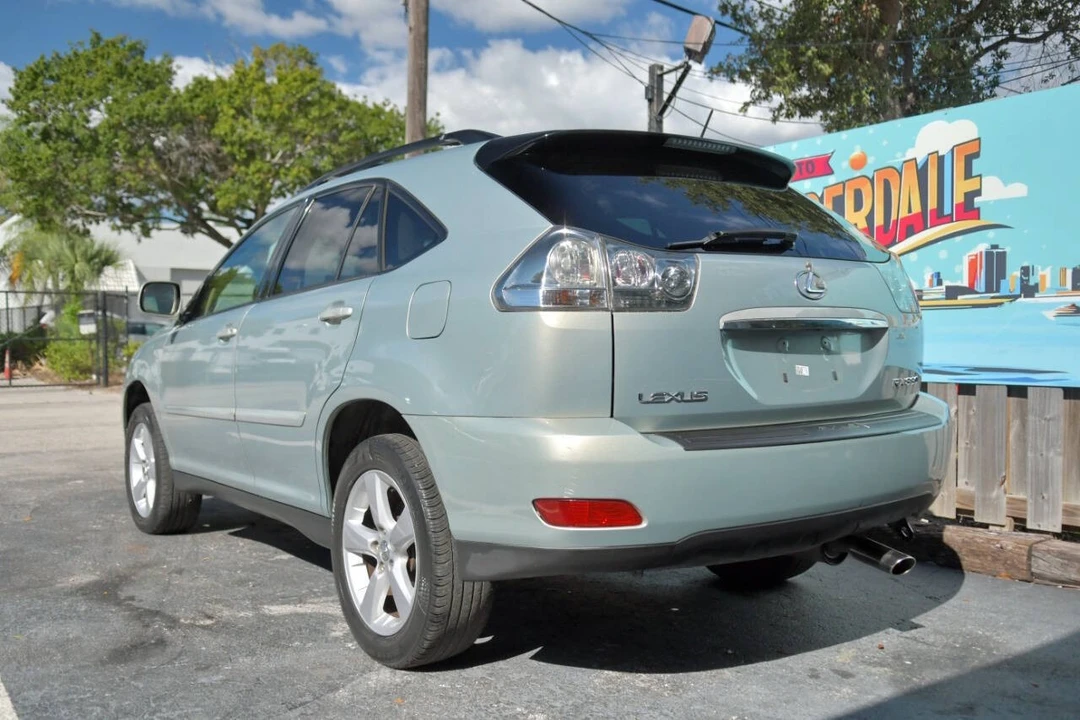 2005 Lexus RX 2nd Gen - Image 7 of 12