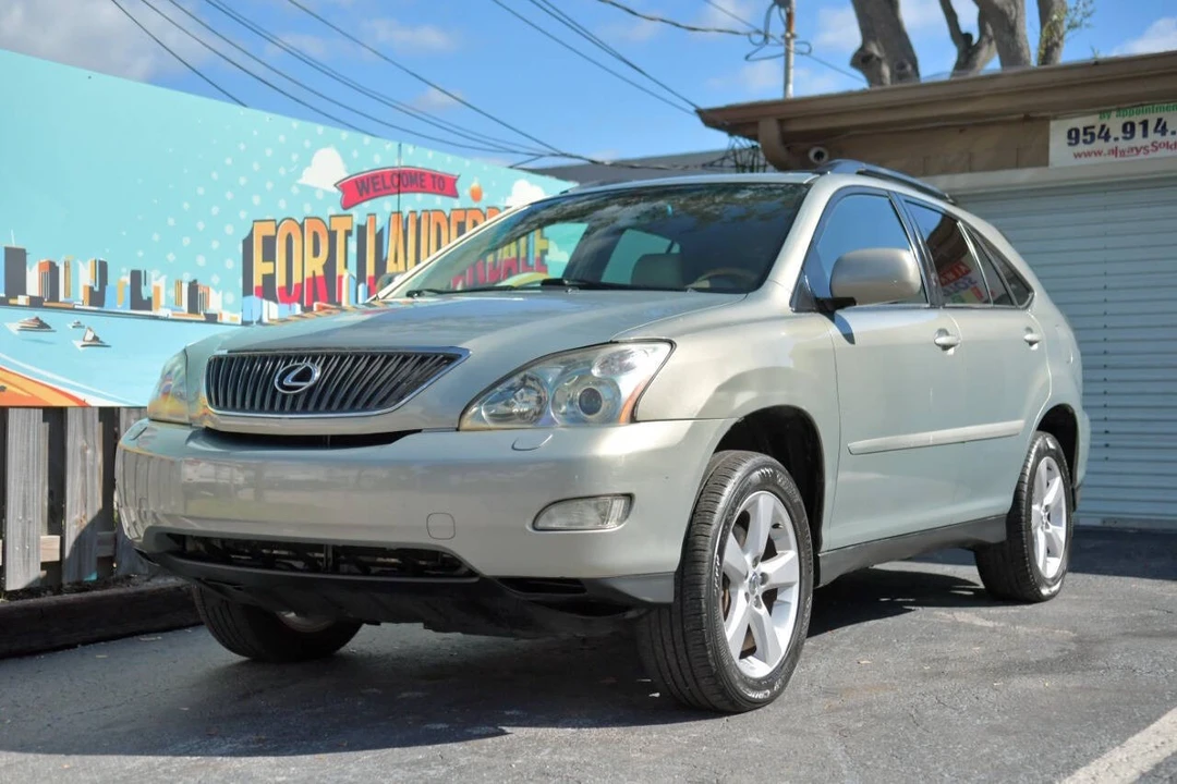 2005 Lexus RX 2nd Gen - Image 4 of 12