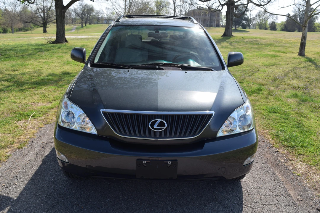 2005 Lexus RX 2nd Gen - Image 10 of 31