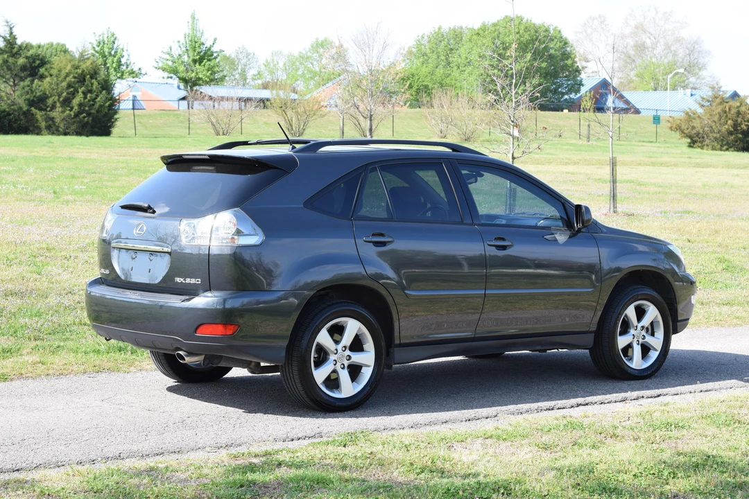 2005 Lexus RX 2nd Gen - Image 8 of 31