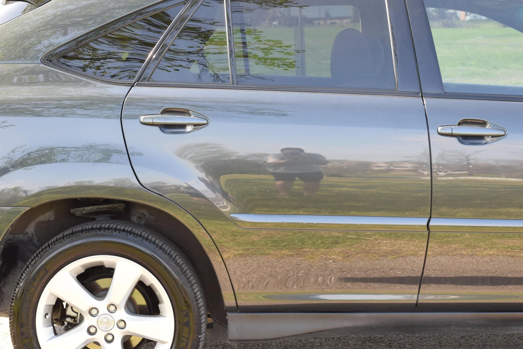 2005 Lexus RX 2nd Gen - Image 24 of 31
