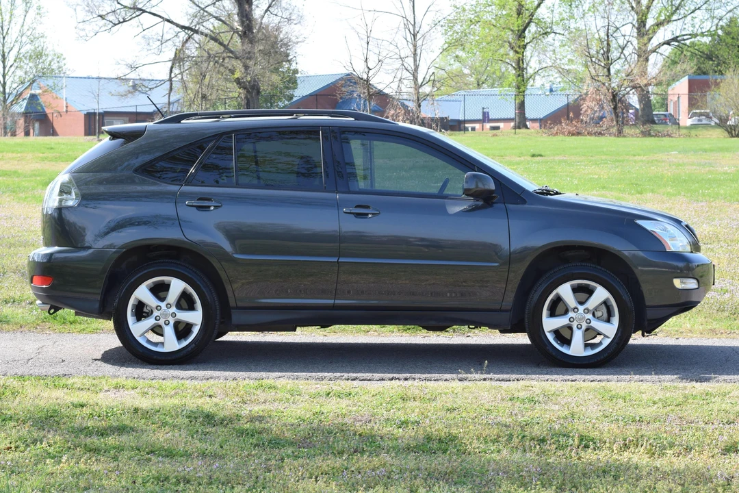 2005 Lexus RX 2nd Gen - Image 3 of 31
