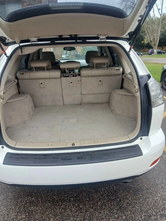2005 Lexus RX 2nd Gen - Image 7 of 11