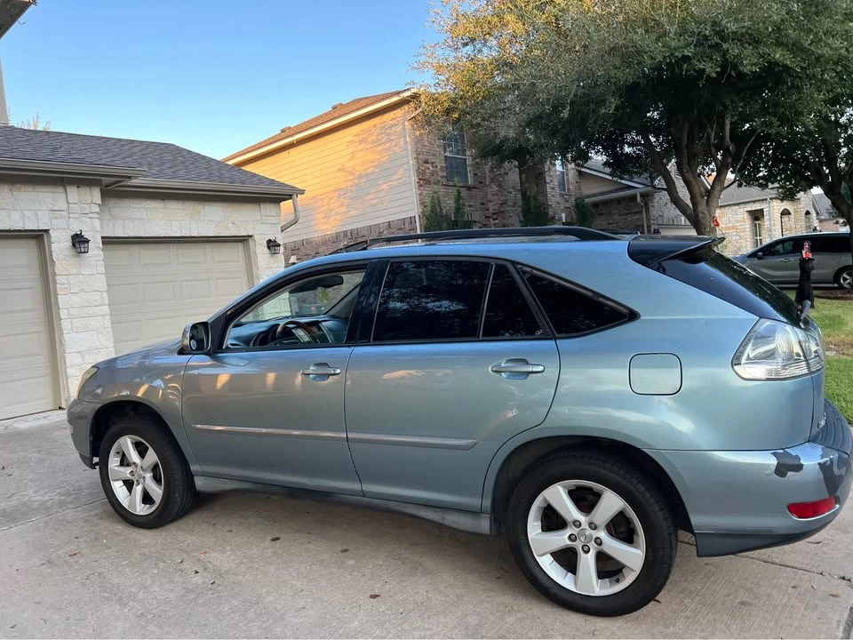 2005 Lexus RX 2nd Gen - Image 8 of 8