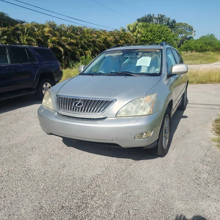 2005 Lexus RX 2nd Gen - Image 4 of 4
