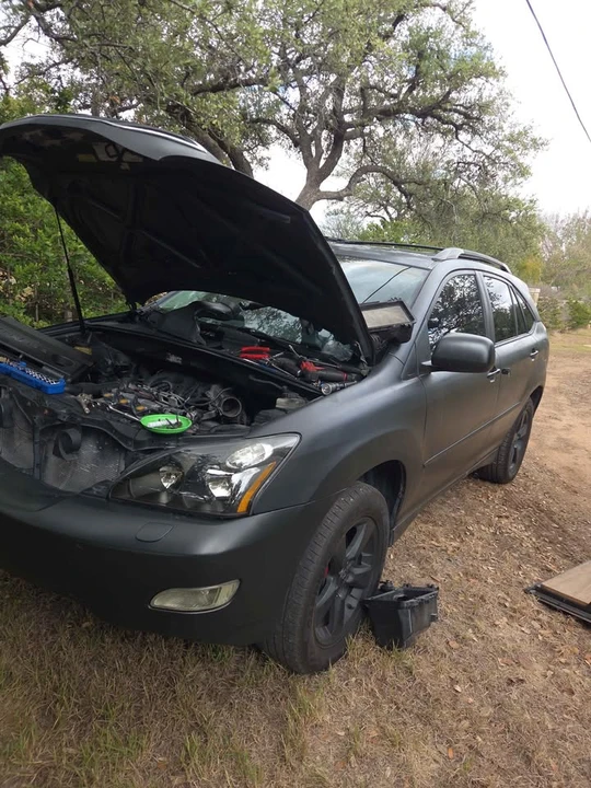 2005 Lexus RX 2nd Gen - Image 4 of 4