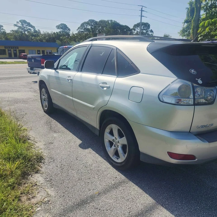 2005 Lexus RX 2nd Gen - Image 3 of 4