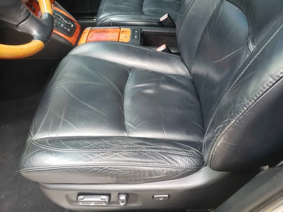 2005 Lexus RX 2nd Gen - Image 9 of 16